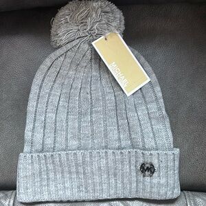 Michael kors winter hat